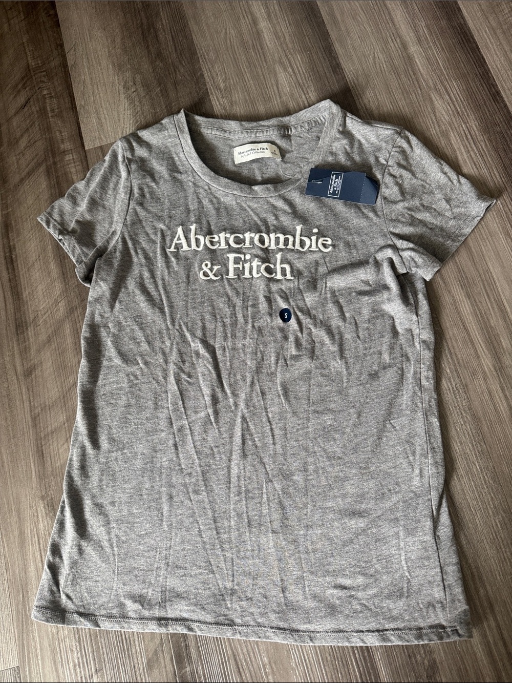 NEW Abercrombie & Fitch small t-shirt soft grey womens short sleeve